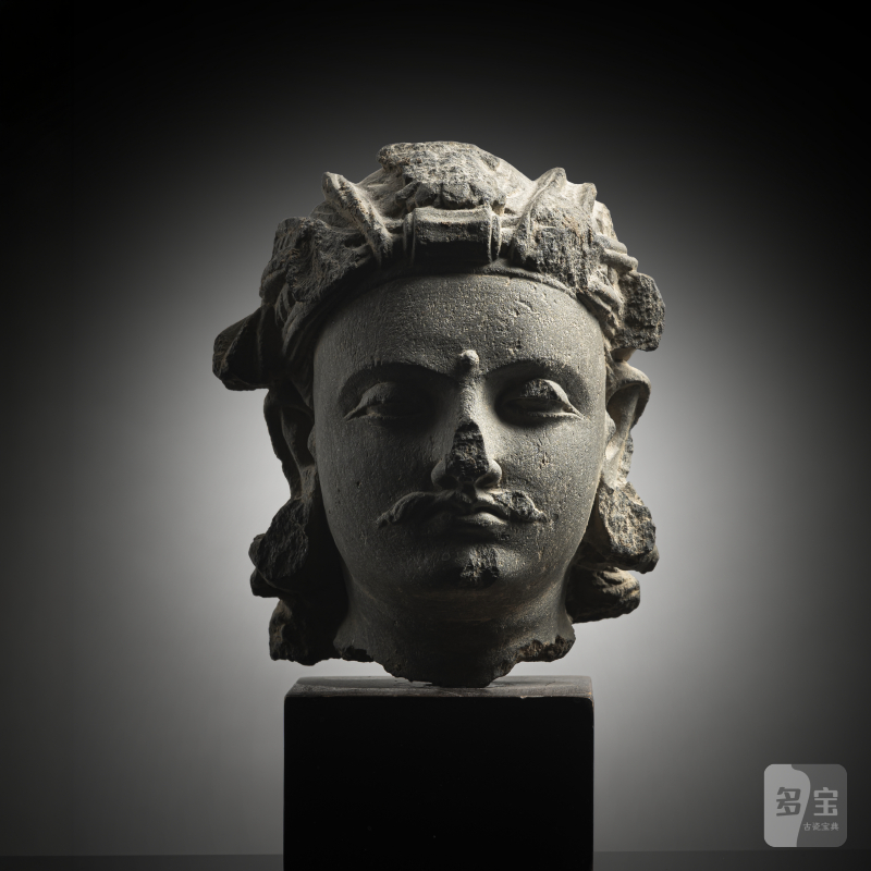 A GREY SCHIST HEAD OF A BODHISATTVA